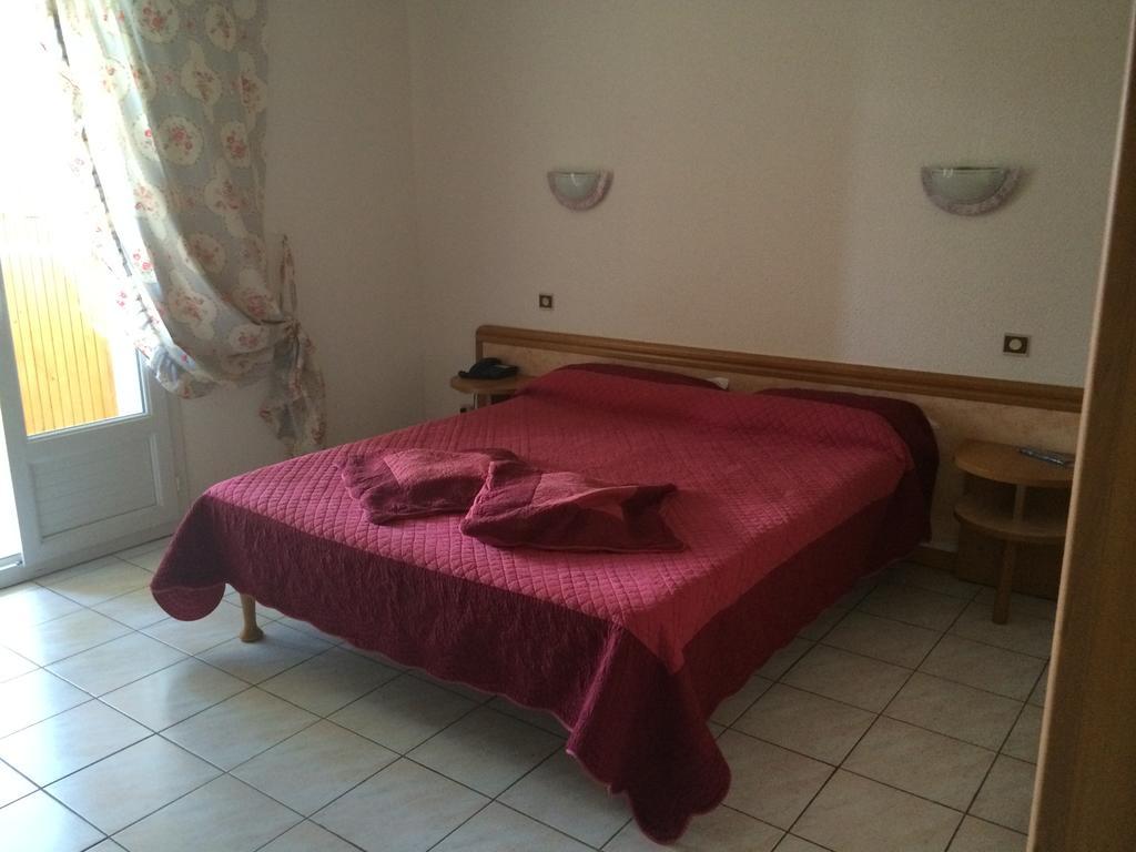 Hotel Le Narval Calcatoggio  Buitenkant foto