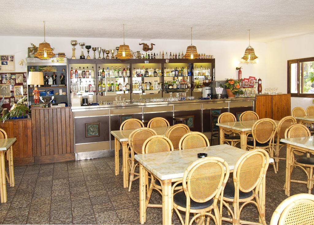 Hotel Le Narval Calcatoggio  Buitenkant foto