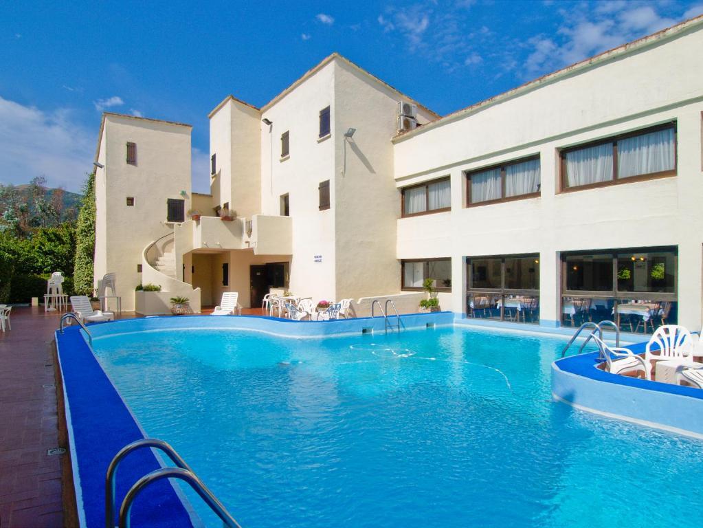 Hotel Le Narval Calcatoggio  Buitenkant foto